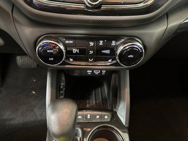 2021 Midnight Blue Metallic Chevrolet TrailBlazer LT FWD SUV