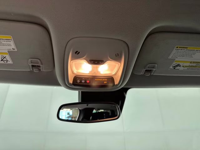 2021 Midnight Blue Metallic Chevrolet TrailBlazer LT FWD SUV