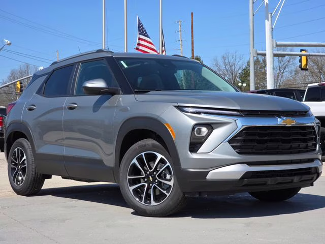 2026 Sterling Gray Metallic Chevrolet TrailBlazer LT FWD SUV