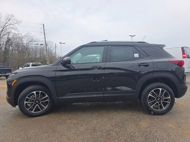 2026 Mosaic Black Metallic Chevrolet Trailblazer LT FWD SUV