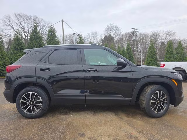 2026 Mosaic Black Metallic Chevrolet Trailblazer LT FWD SUV