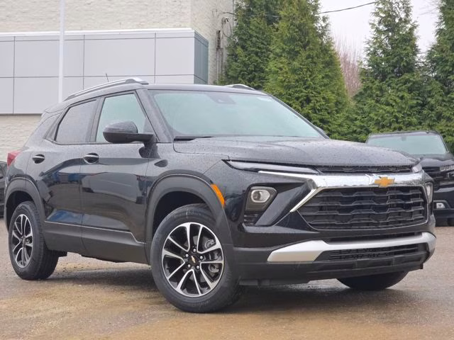 2026 Mosaic Black Metallic Chevrolet TrailBlazer LT FWD SUV