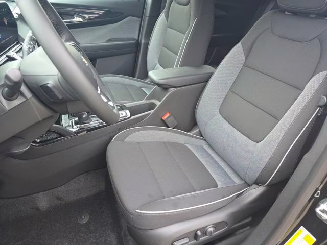 2026 Mosaic Black Metallic Chevrolet TrailBlazer LT FWD SUV