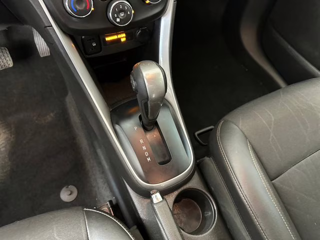 2022 Mosaic Black Metallic Chevrolet Trax LT AWD SUV