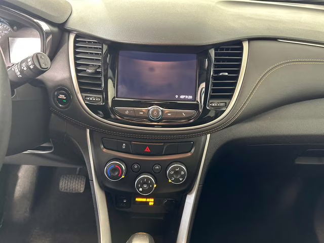 2022 Mosaic Black Metallic Chevrolet Trax LT AWD SUV