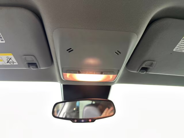 2022 Mosaic Black Metallic Chevrolet Trax LT AWD SUV