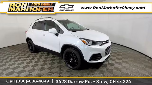 2022 Iridescent Pearl Tricoat Chevrolet Trax LT AWD SUV