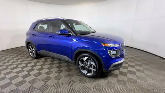 2023 Intense Blue Hyundai Venue SEL FWD SUV