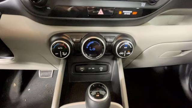 2023 Intense Blue Hyundai Venue SEL FWD SUV