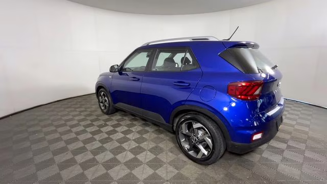 2023 Intense Blue Hyundai Venue SEL FWD SUV