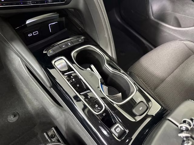 2022 Summit White Buick Envision Preferred FWD SUV