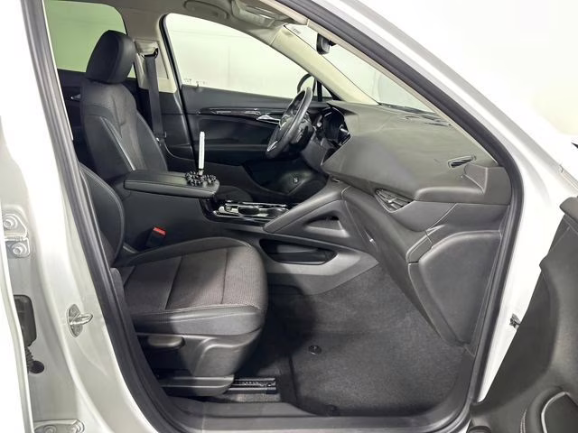 2022 Summit White Buick Envision Preferred FWD SUV
