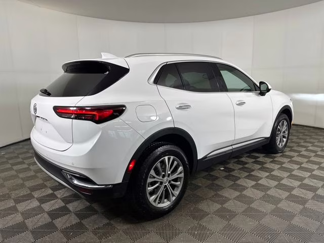 2022 Summit White Buick Envision Preferred FWD SUV