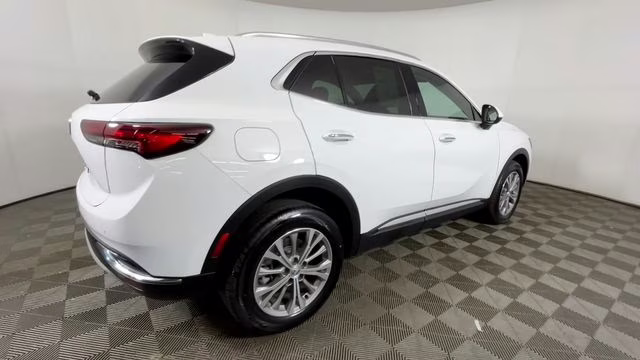 2022 Summit White Buick Envision Preferred FWD SUV