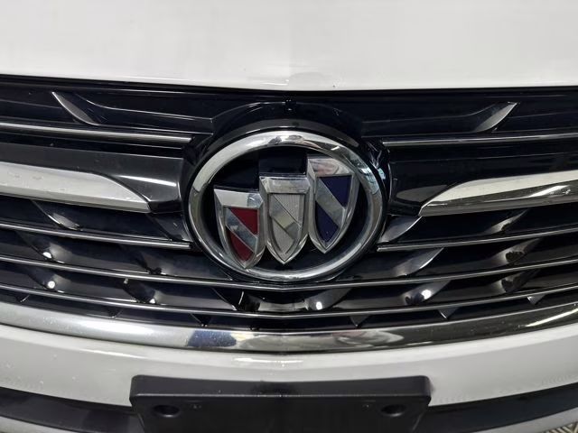 2023 Summit White Buick Envision Preferred FWD SUV