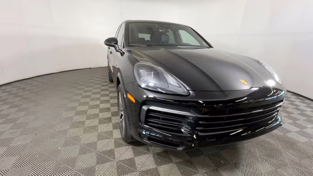2021 Black Porsche Cayenne E-Hybrid Base AWD SUV