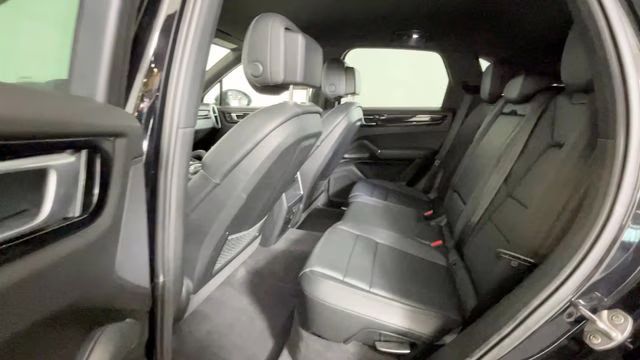 2021 Black Porsche Cayenne E-Hybrid Base AWD SUV