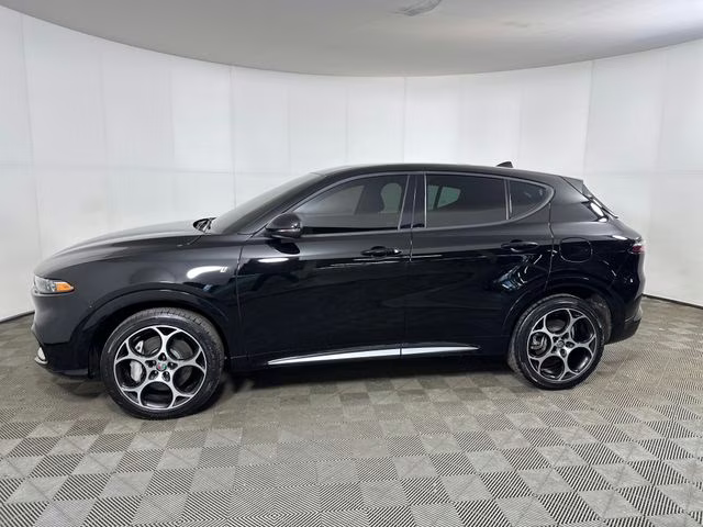 2024 Alfa Black Alfa Romeo Tonale Ti AWD SUV