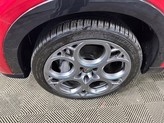 2024 Alfa Rosso Alfa Romeo Tonale Ti AWD SUV