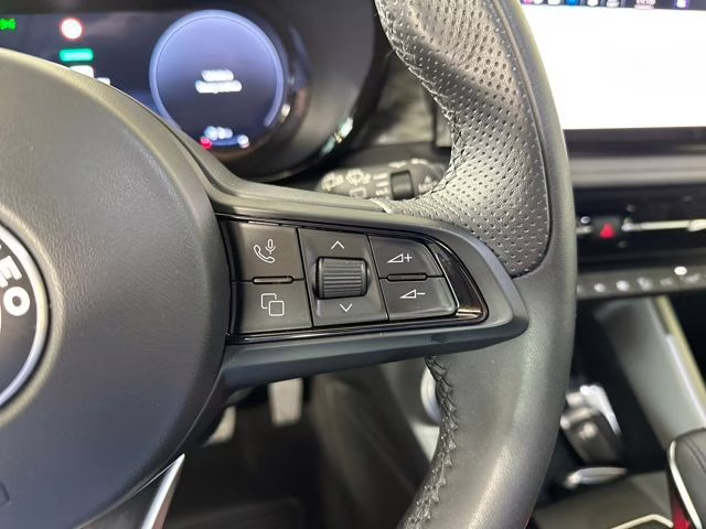 2024 Alfa Rosso Alfa Romeo Tonale Ti AWD SUV