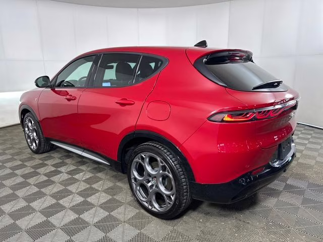 2024 Alfa Rosso Alfa Romeo Tonale Ti AWD SUV