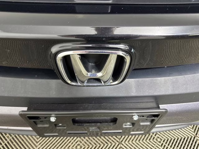 2021 Modern Steel Metallic Honda Civic EX-L FWD Sedan