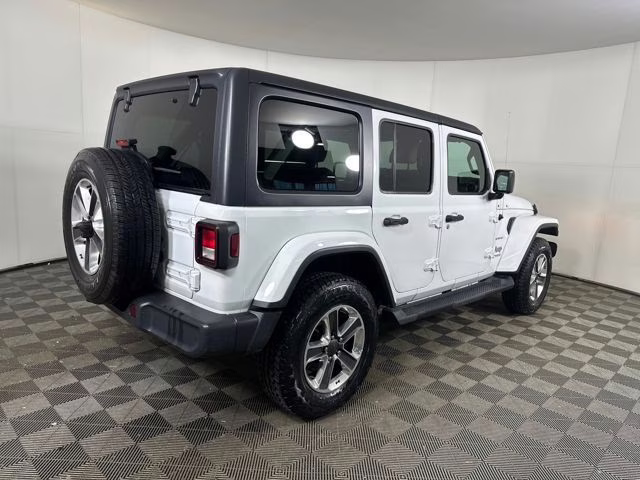 2020 Bright White Clearcoat Jeep Wrangler Unlimited Sahara 4X4 SUV