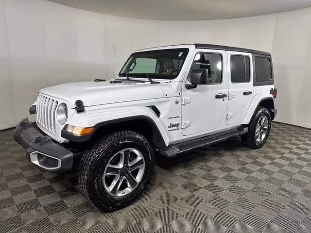 2020 Bright White Clearcoat Jeep Wrangler Unlimited Sahara 4X4 SUV