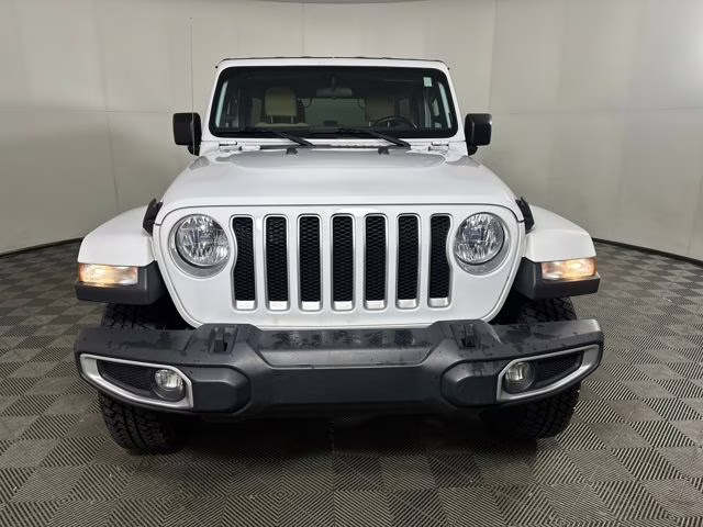 2020 Bright White Clearcoat Jeep Wrangler Unlimited Sahara 4X4 SUV