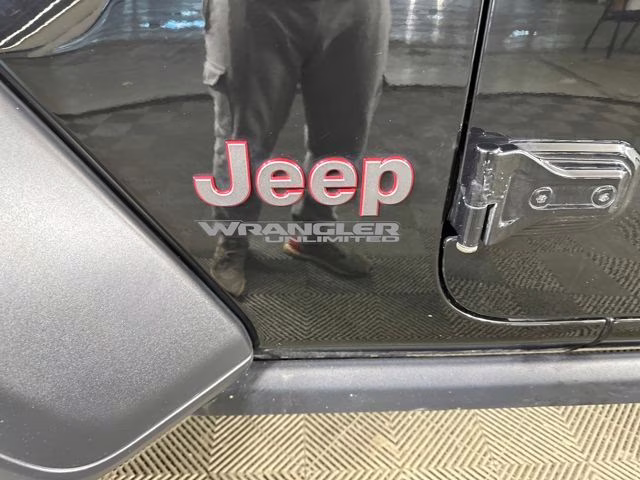 2020 Black Clearcoat Jeep Wrangler Unlimited Rubicon 4X4 SUV