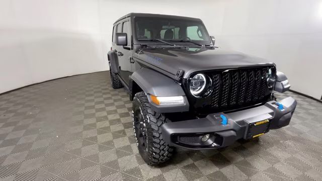 2023 Granite Crystal Metallic Clearcoat Jeep Wrangler Base 4xe 4X4 SUV