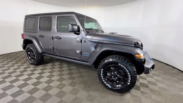 2023 Granite Crystal Metallic Clearcoat Jeep Wrangler Base 4xe 4X4 SUV