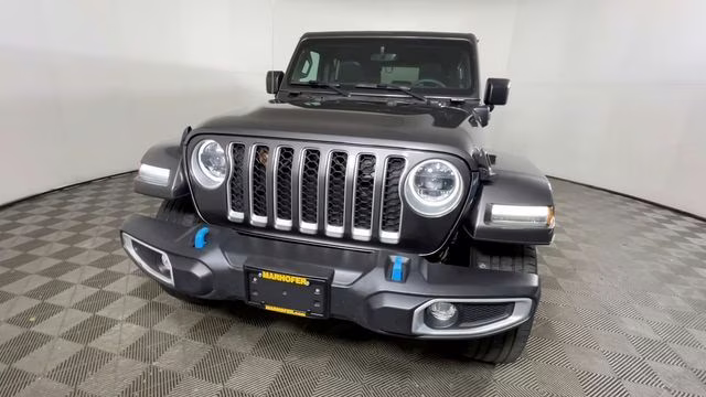 2023 Granite Crystal Metallic Clearcoat Jeep Wrangler Sahara 4xe 4X4 SUV
