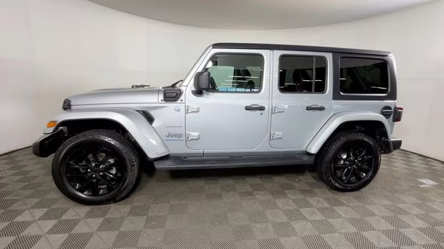 2023 Silver Zynith Clearcoat Jeep Wrangler Sahara 4xe 4X4 SUV