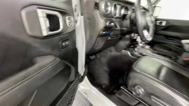 2023 Silver Zynith Clearcoat Jeep Wrangler Sahara 4xe 4X4 SUV