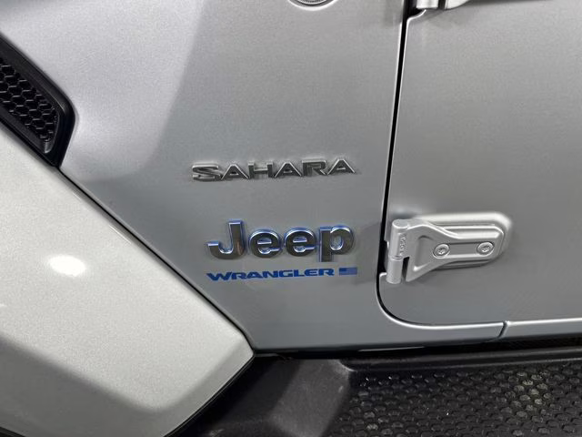2023 Silver Zynith Clearcoat Jeep Wrangler Sahara 4xe 4X4 SUV