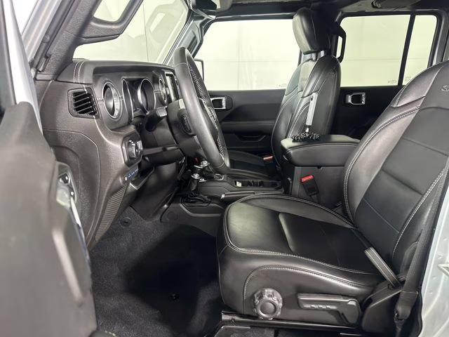 2023 Silver Zynith Clearcoat Jeep Wrangler Sahara 4xe 4X4 SUV