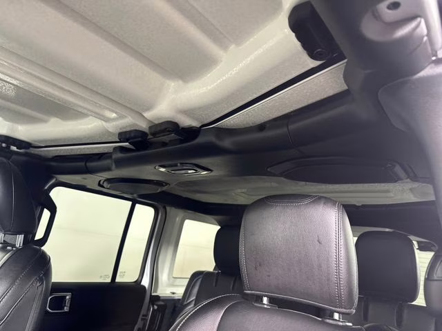 2023 Silver Zynith Clearcoat Jeep Wrangler Sahara 4xe 4X4 SUV