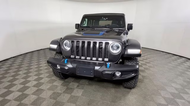 2023 Granite Crystal Metallic Clearcoat Jeep Wrangler Rubicon 4xe 4X4 SUV