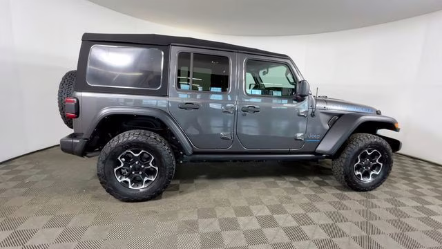 2023 Granite Crystal Metallic Clearcoat Jeep Wrangler Rubicon 4xe 4X4 SUV