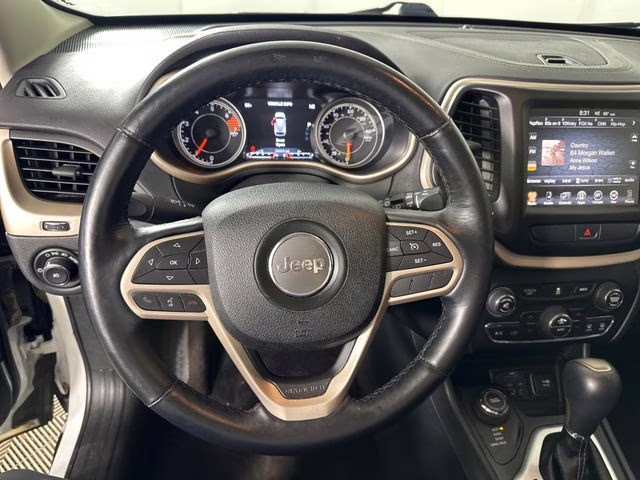2017 Bright White Clearcoat Jeep Cherokee Limited 4X4 SUV