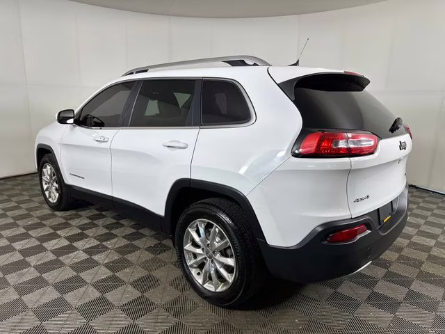 2017 Bright White Clearcoat Jeep Cherokee Limited 4X4 SUV