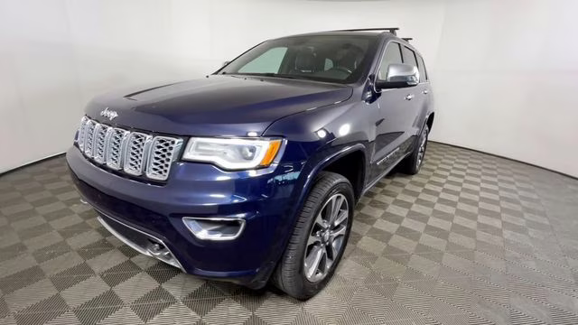 2018 True Blue Pearlcoat Jeep Grand Cherokee Overland 4X4 SUV