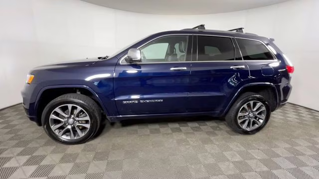 2018 True Blue Pearlcoat Jeep Grand Cherokee Overland 4X4 SUV