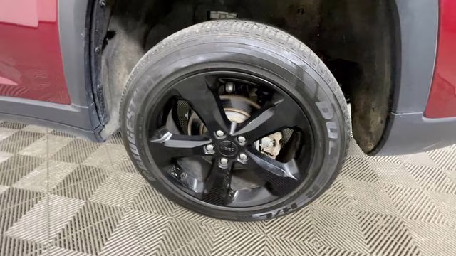 2023 Velvet Red Pearlcoat Jeep Grand Cherokee Altitude X 4X4 SUV