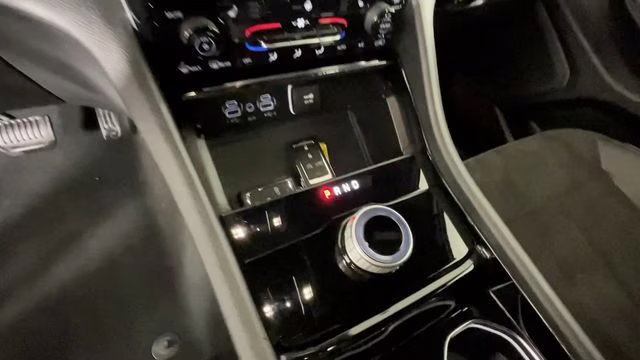 2023 Velvet Red Pearlcoat Jeep Grand Cherokee Altitude X 4X4 SUV