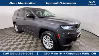 2023 Baltic Gray Metallic Clearcoat Jeep Grand Cherokee L Laredo 4X4 SUV