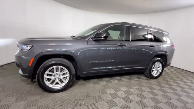 2023 Baltic Gray Metallic Clearcoat Jeep Grand Cherokee L Laredo 4X4 SUV