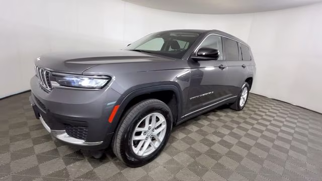 2023 Baltic Gray Metallic Clearcoat Jeep Grand Cherokee L Laredo 4X4 SUV