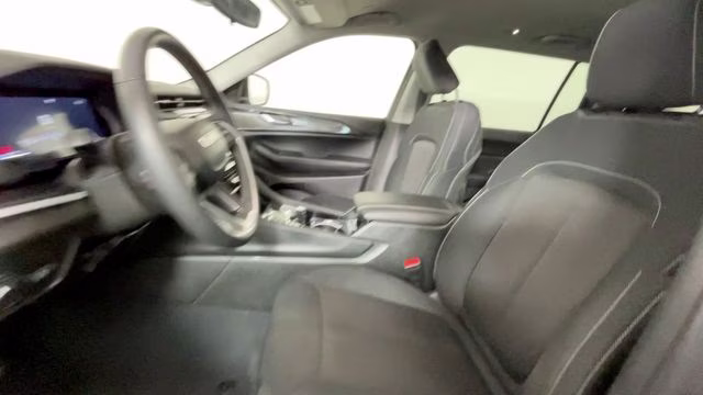 2023 Baltic Gray Metallic Clearcoat Jeep Grand Cherokee L Laredo 4X4 SUV